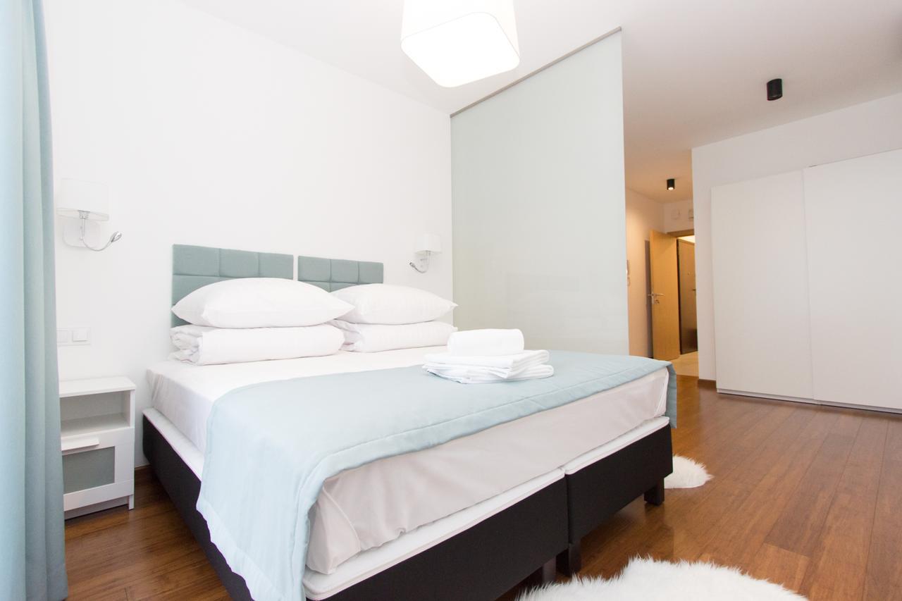 Lenzo Apartments Cracovia Esterno foto